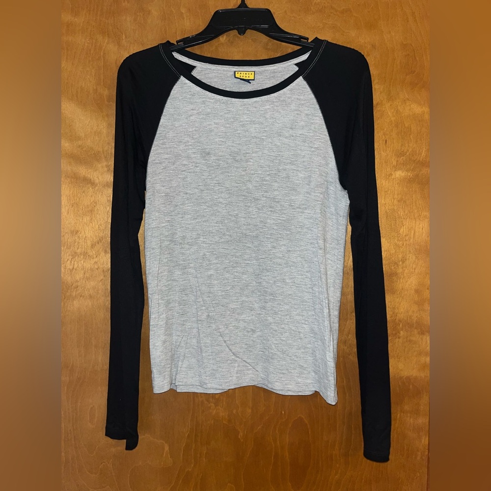 Prince & Fox Black and Gray Long Sleeve Tee
